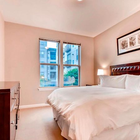 Bluebird Suites In Downtown プロビデンス エクステリア 写真