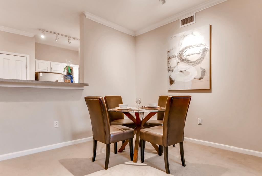 Bluebird Suites In Downtown プロビデンス エクステリア 写真